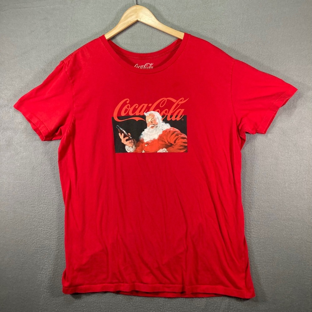 Coca Cola Santa Claus Red Graphic Print T-Shirt Mens Size 2XL Holiday‎